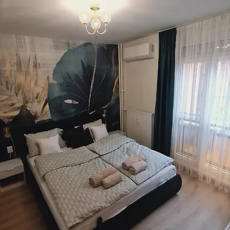 Belvárosi Deluxe Appartamento Pécs
