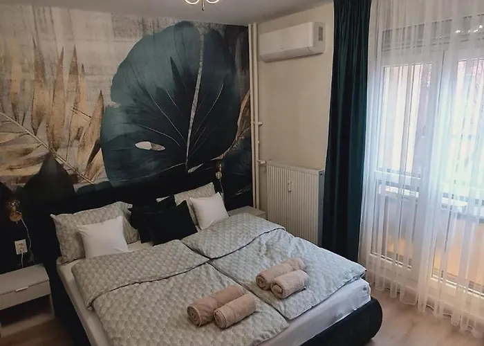 Belvarosi Deluxe Apartmán Pětikostelí
